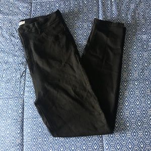 Black skinny jeans